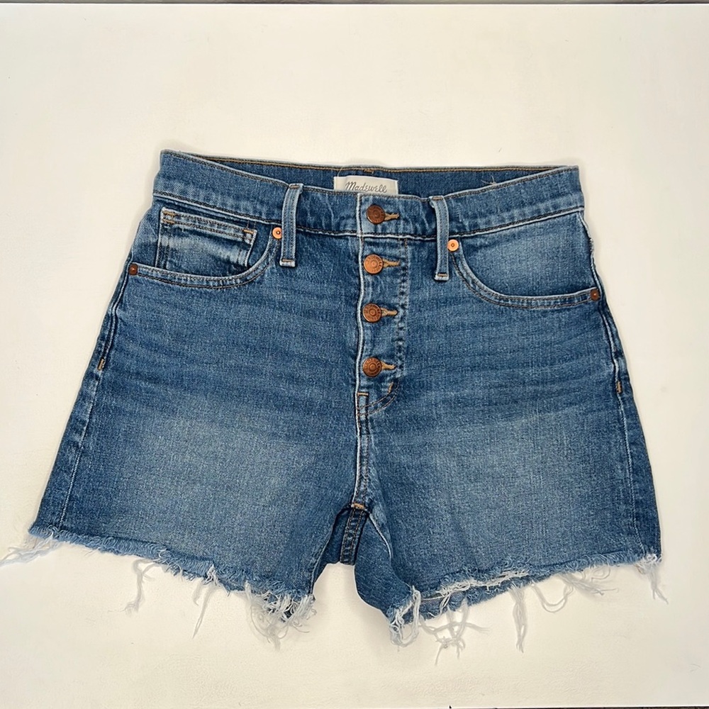 Madewell hi rise button front denim shorts with raw hem size 26